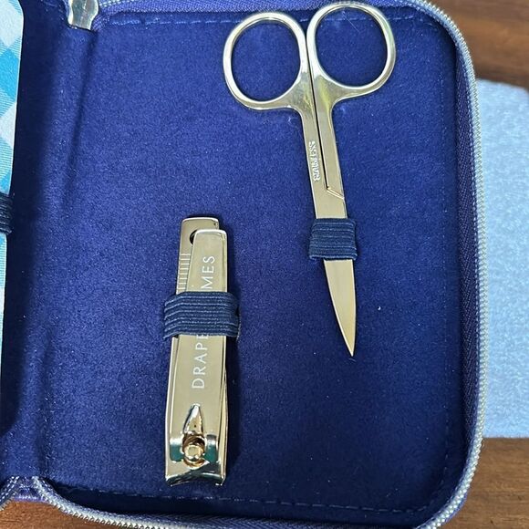 Draper James Manicure Set NWT Magnolia Print - Picture 3 of 8